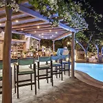 Leto Hotell 4*